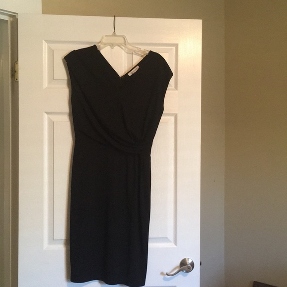 Black sleeveless dress - Picture 1 of 4